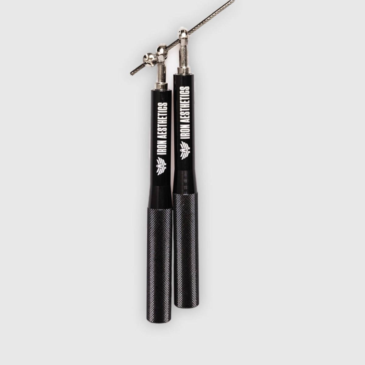 Švihadlo Iron Aesthetics Metal Speed Rope, čierne · záber 2