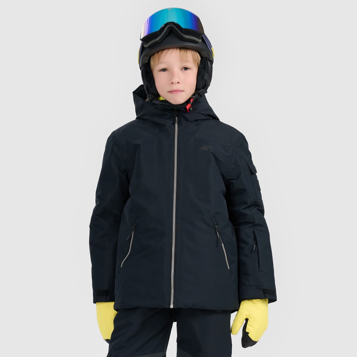 Snowboardová bunda membrána 8000 chlapčenská - čierna · záber 1