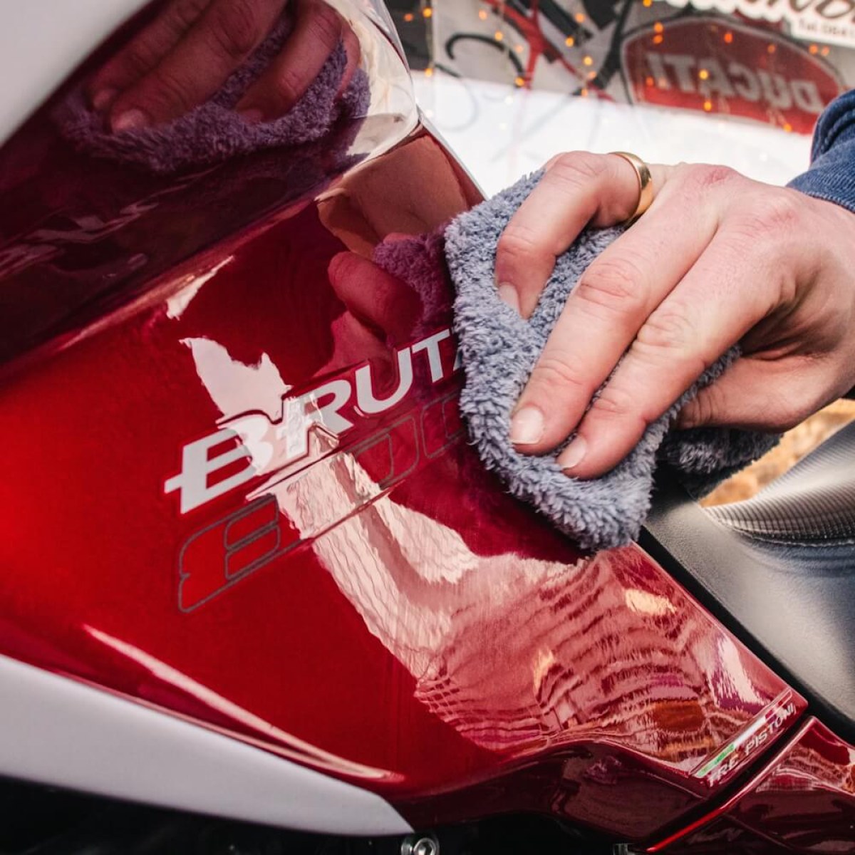 S100 The Cloth · záber 4