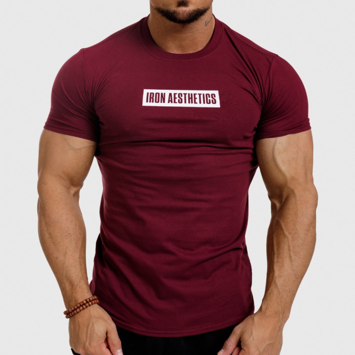 Pánske fitness tričko Iron Aesthetics Boxed, bordové · záber 1