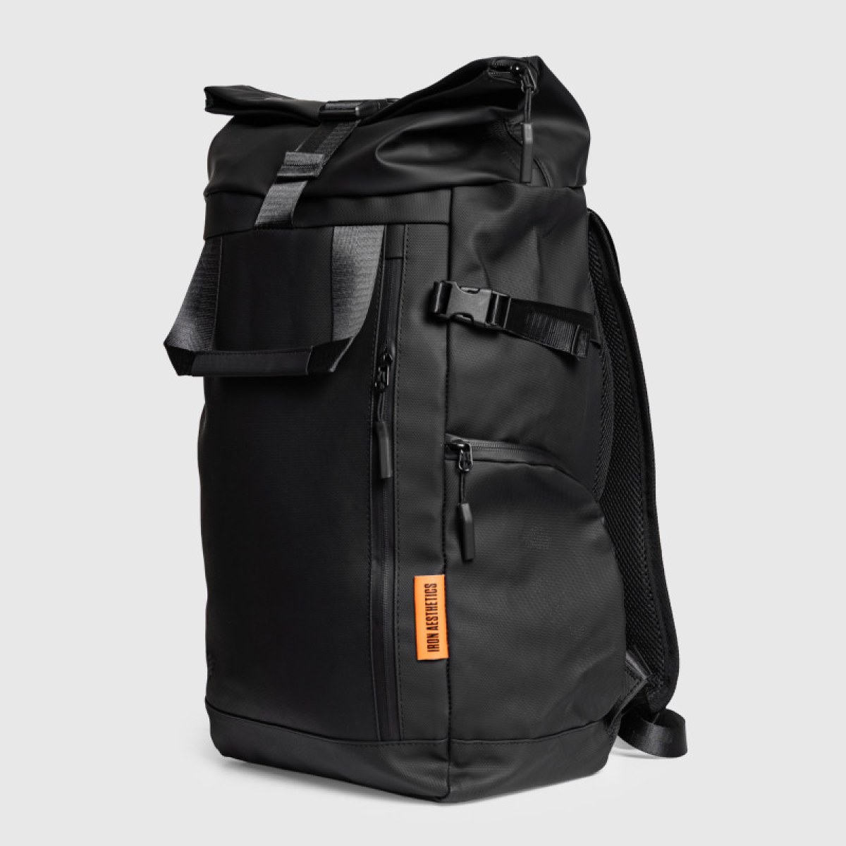 Rolltop batoh Iron Aesthetics Urban Pro, čierny · záber 1