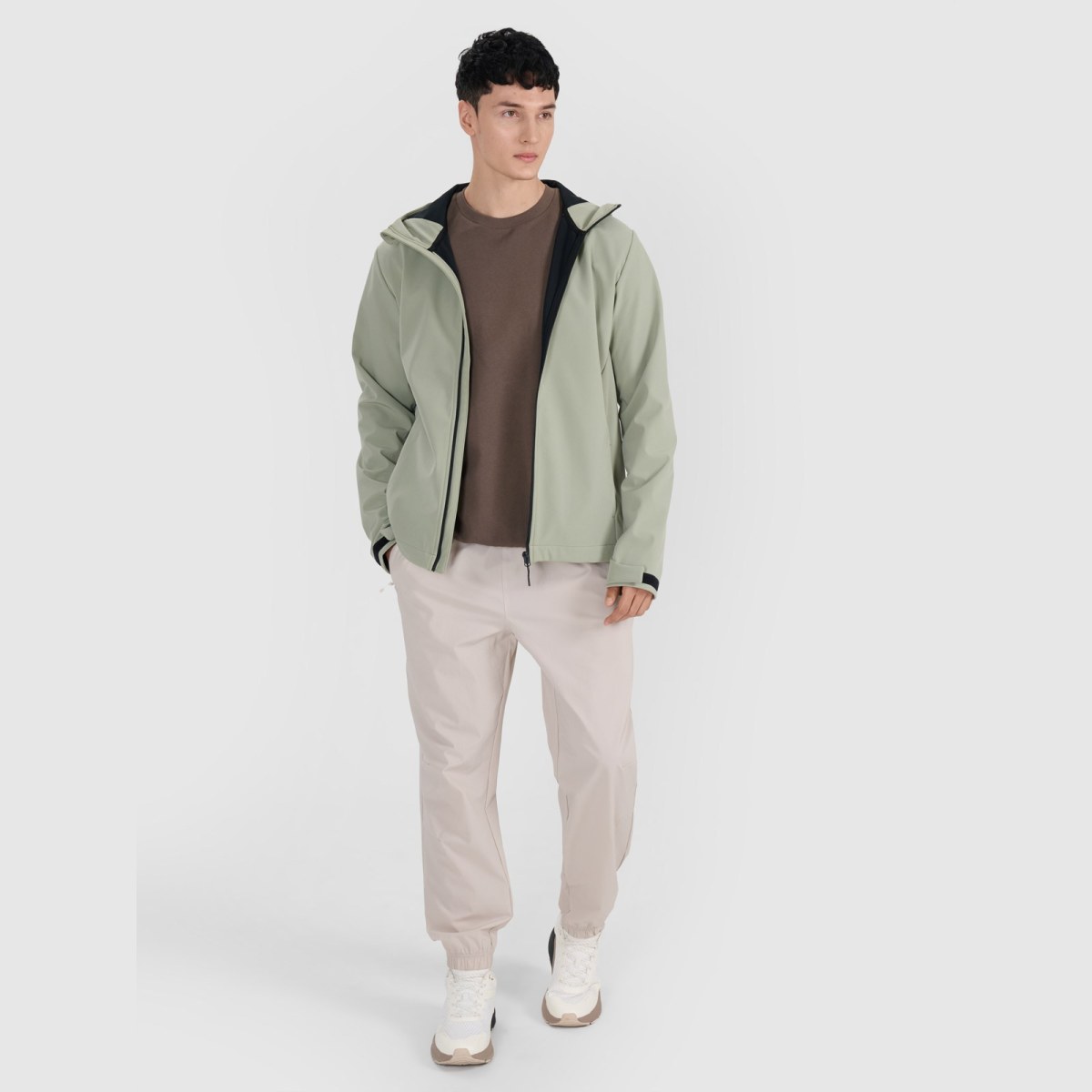 SOFTSHELL · záber 2