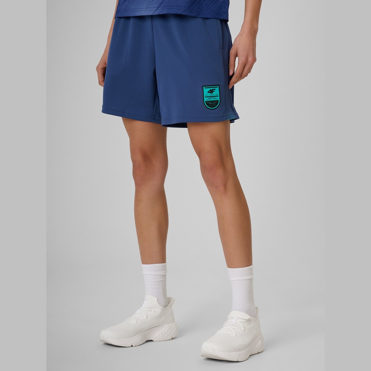 Dámske rýchloschnúce futbalové šortky - denim · záber 2