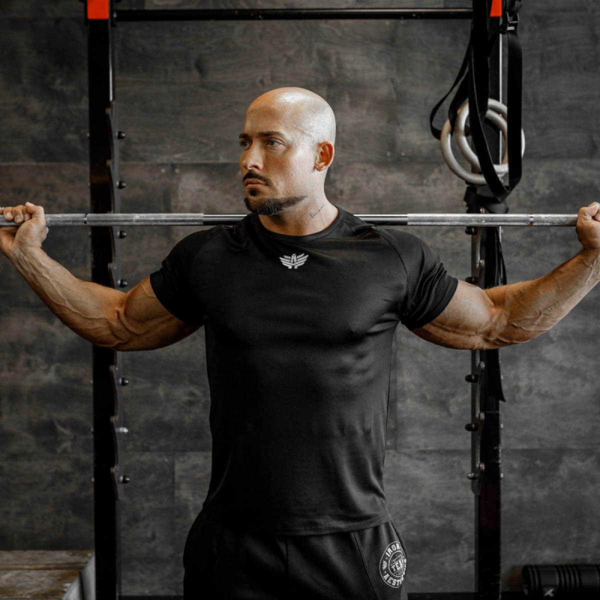 Pánske funkčné tričko Iron Aesthetics Performance, čierne · záber 1