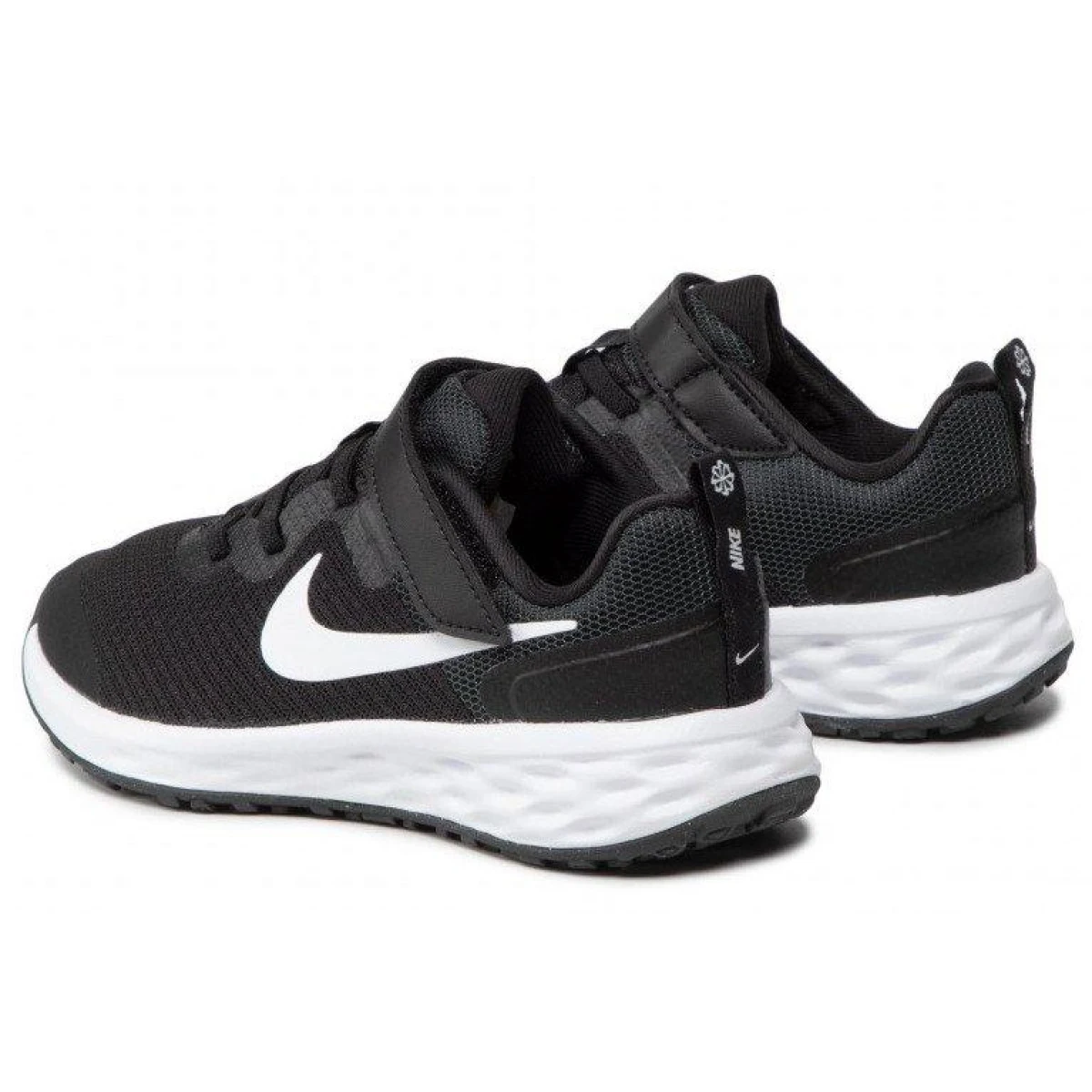 Nike Revolution 6 Younger Kids - Veľkosť: 28,5 | Farba: Čierna · záber 3