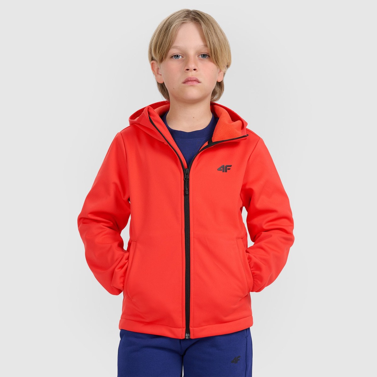 Chlapčenská vetruodolná softshell bunda membrána 5000 - červená · záber 1
