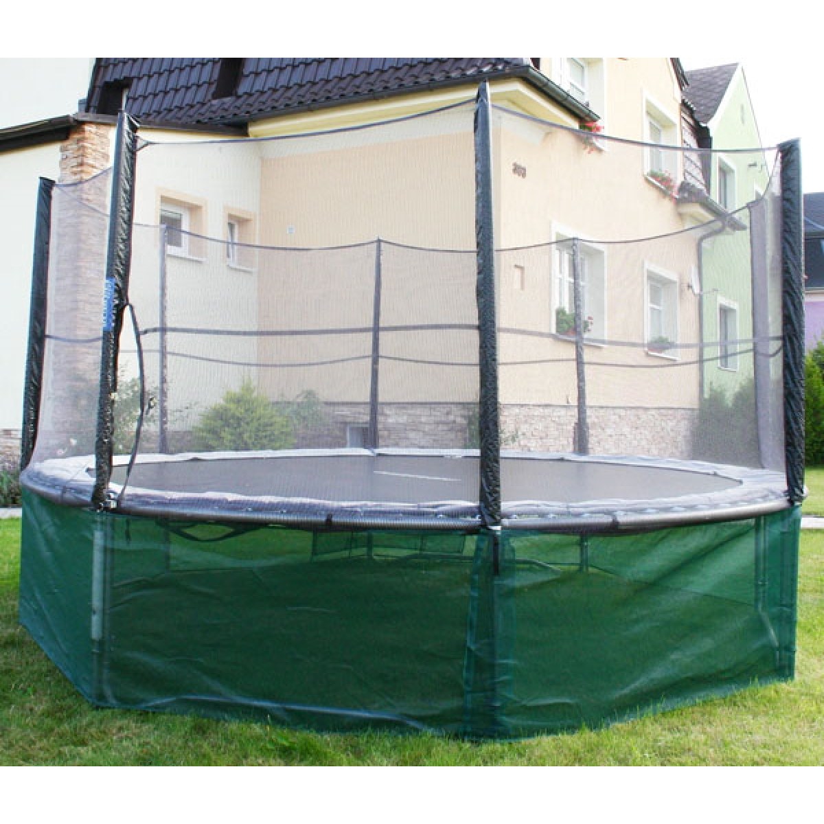 Ochranná sieť pod trampolínu inSPORTline 244 cm · záber 3