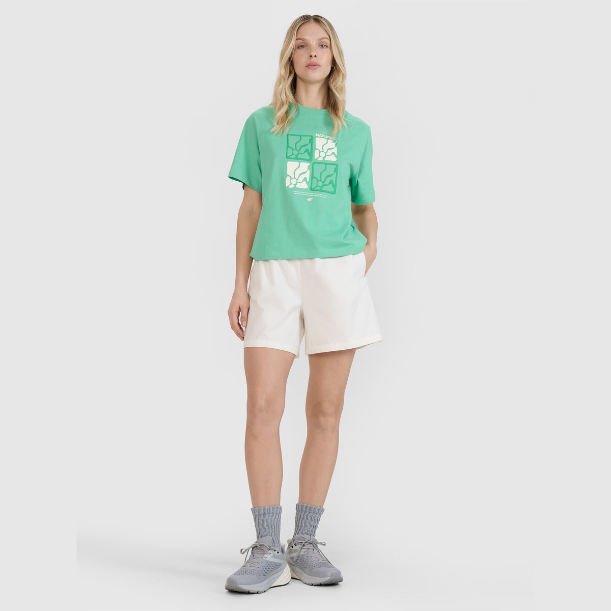 Dámske casual šortky - biele · záber 1