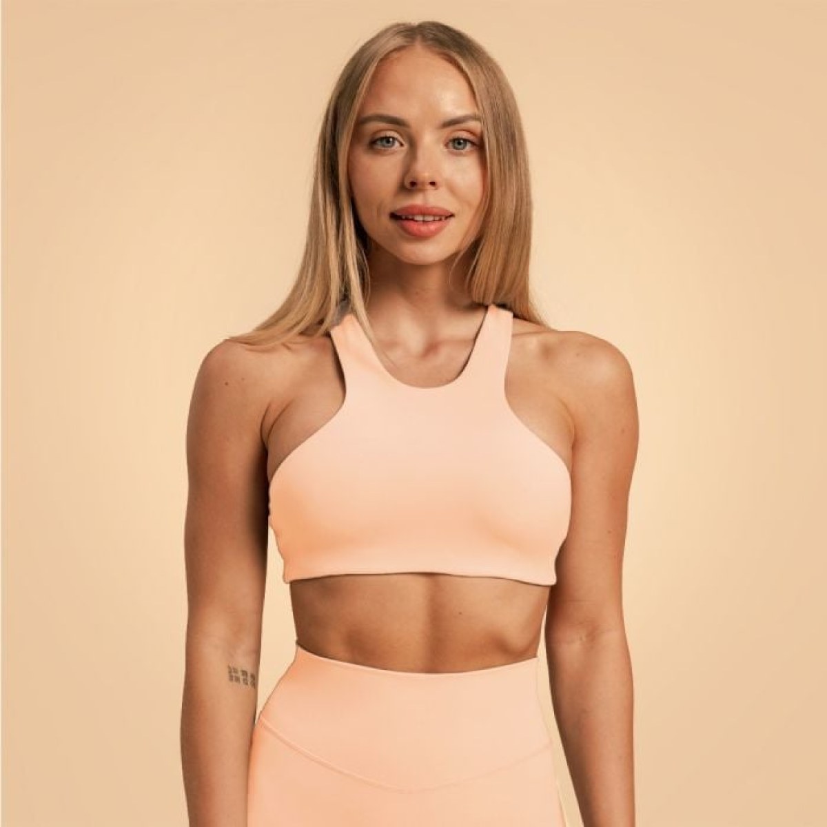 BeastPink Športová podprsenka Venture Peach MM · záber 1