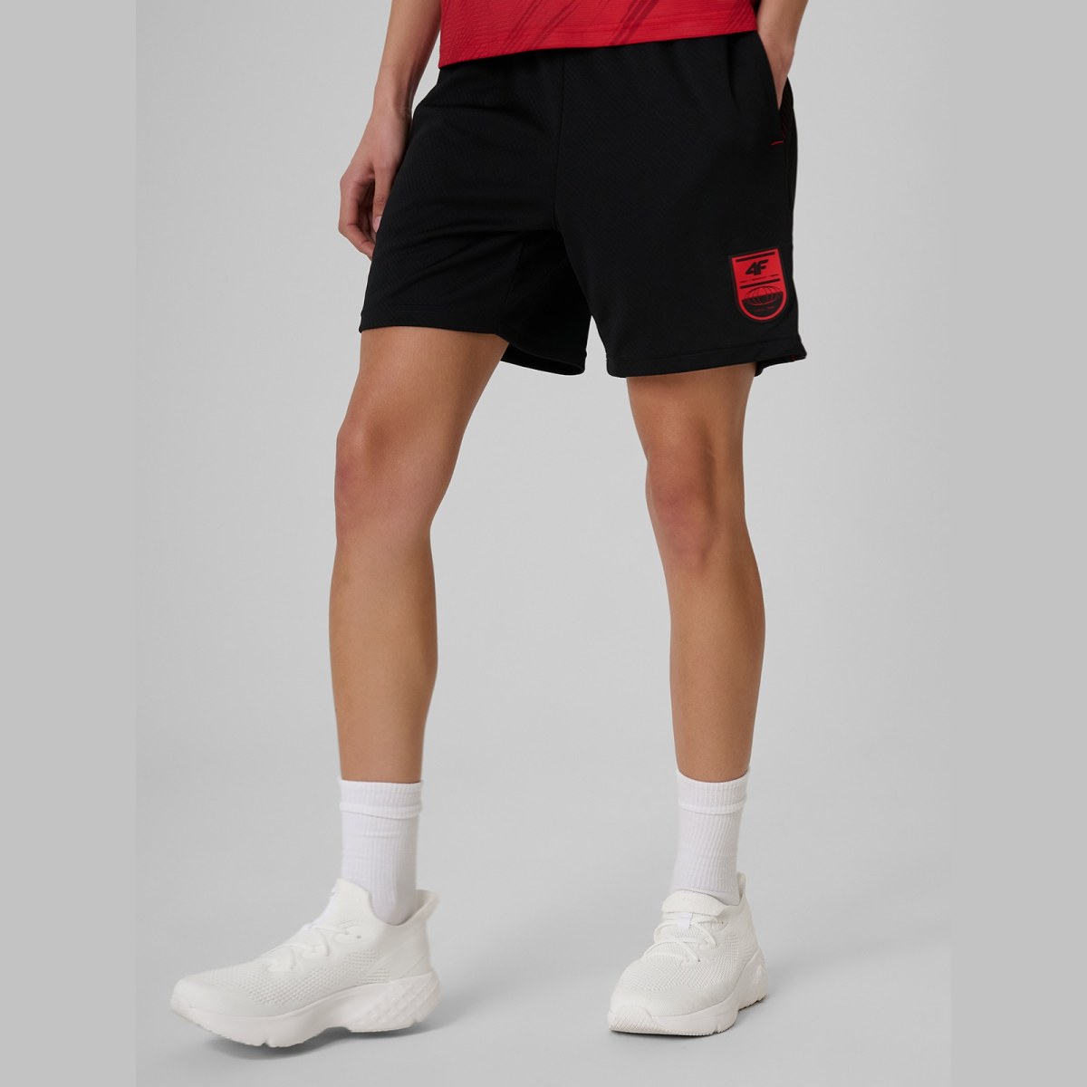 Dámske rýchloschnúce futbalové šortky - čierne · záber 2