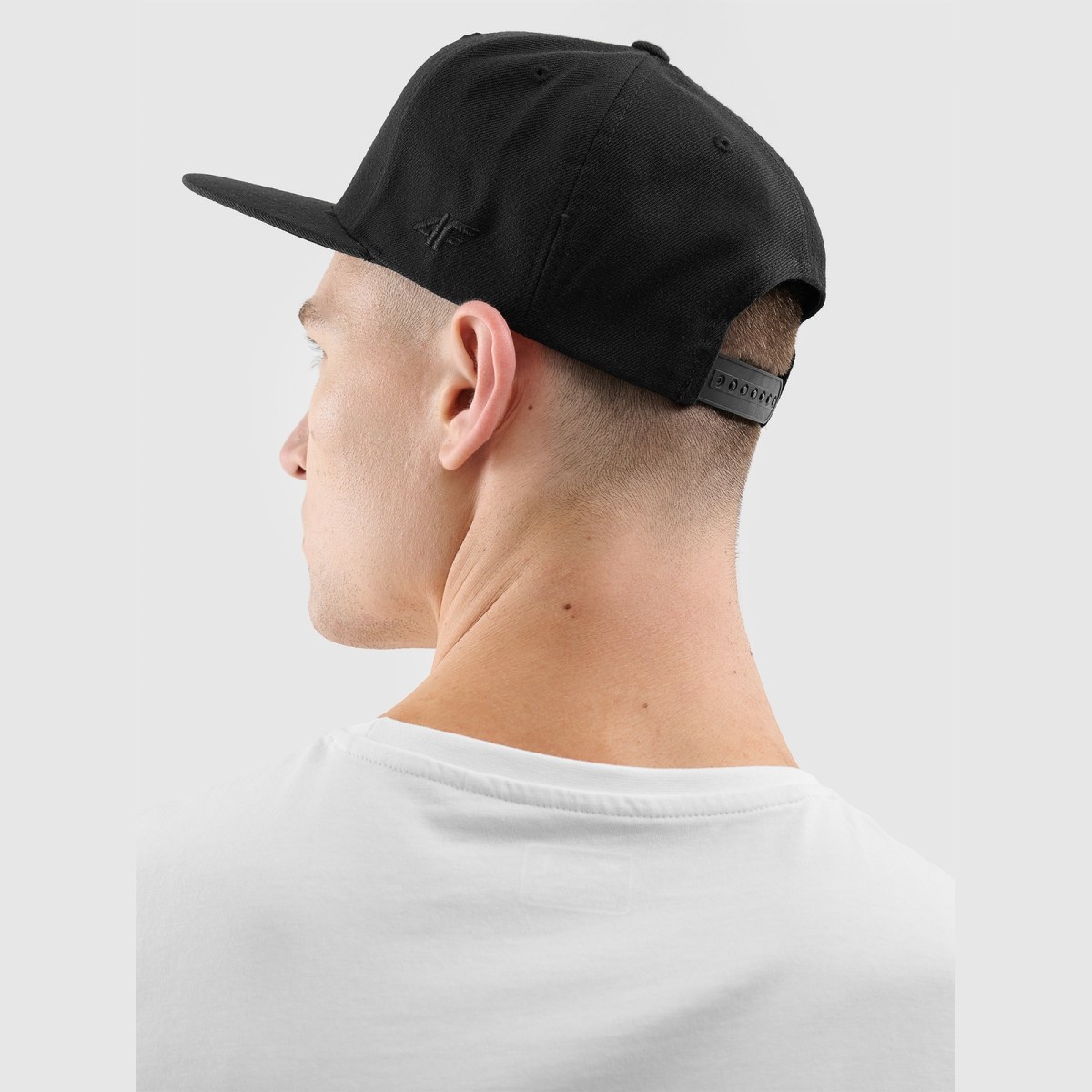 Unisex snapback šiltovka 4F x Drift Masters - čierna · záber 2
