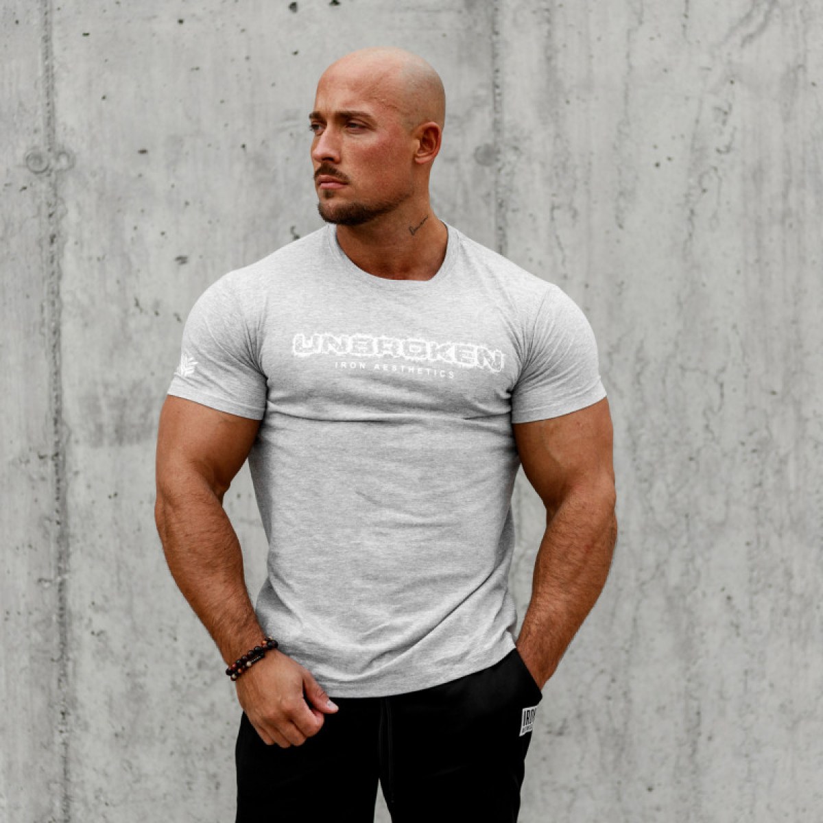 Pánske fitness tričko Iron Aesthetics Unbroken, sivé · záber 1