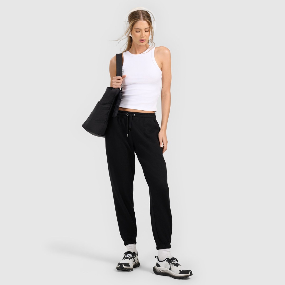 Top slim z rebrovanej pleteniny dámsky - biely · záber 2
