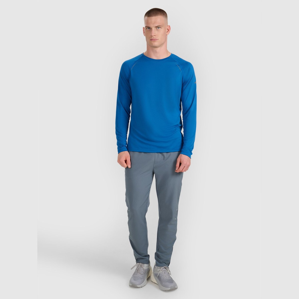 Pánsky rýchloschnúci bežecký longsleeve - tmavomodrý · záber 2