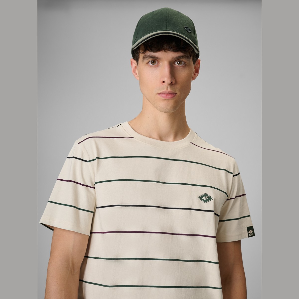 T-shirt regular s potlačou pánsky - béžový · záber 2