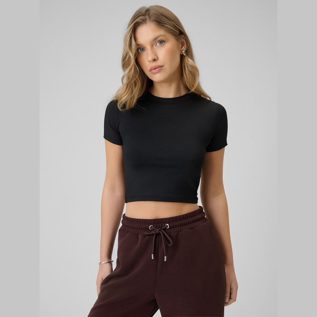 T-shirt slim hladký dámsky - čierny · záber 7