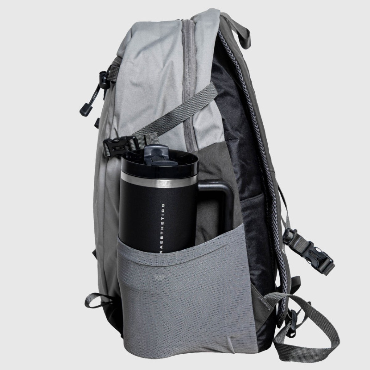 Batoh Iron Aesthetics Hiker, sivý · záber 4