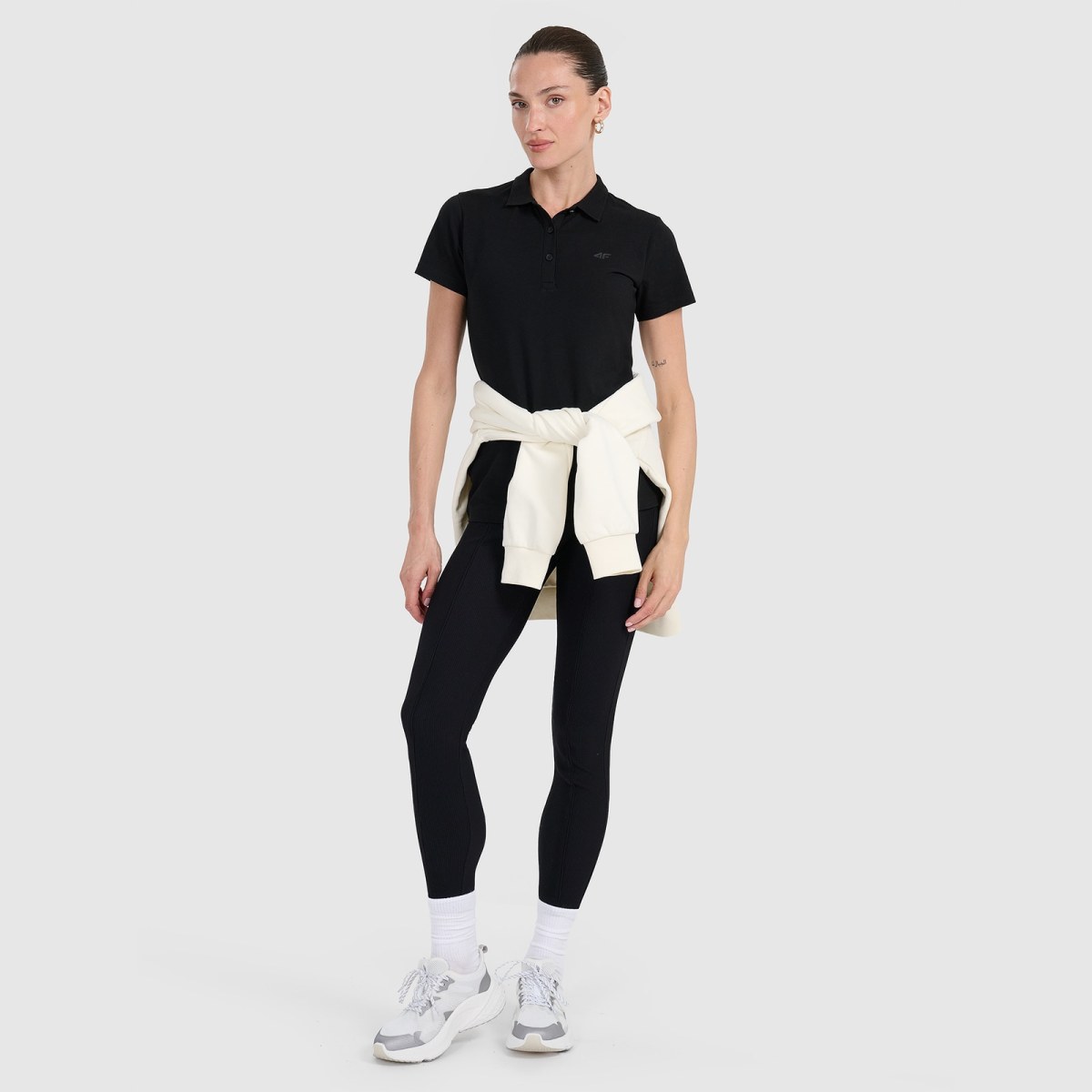 Dámske slim polo tričko - čierne · záber 4