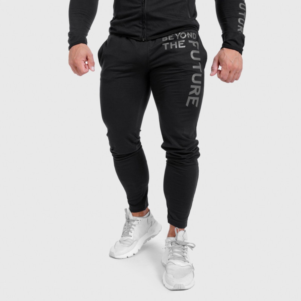 Pánska športová SlimFit súprava Iron Aesthetics Beyond the Future, čierna · záber 4