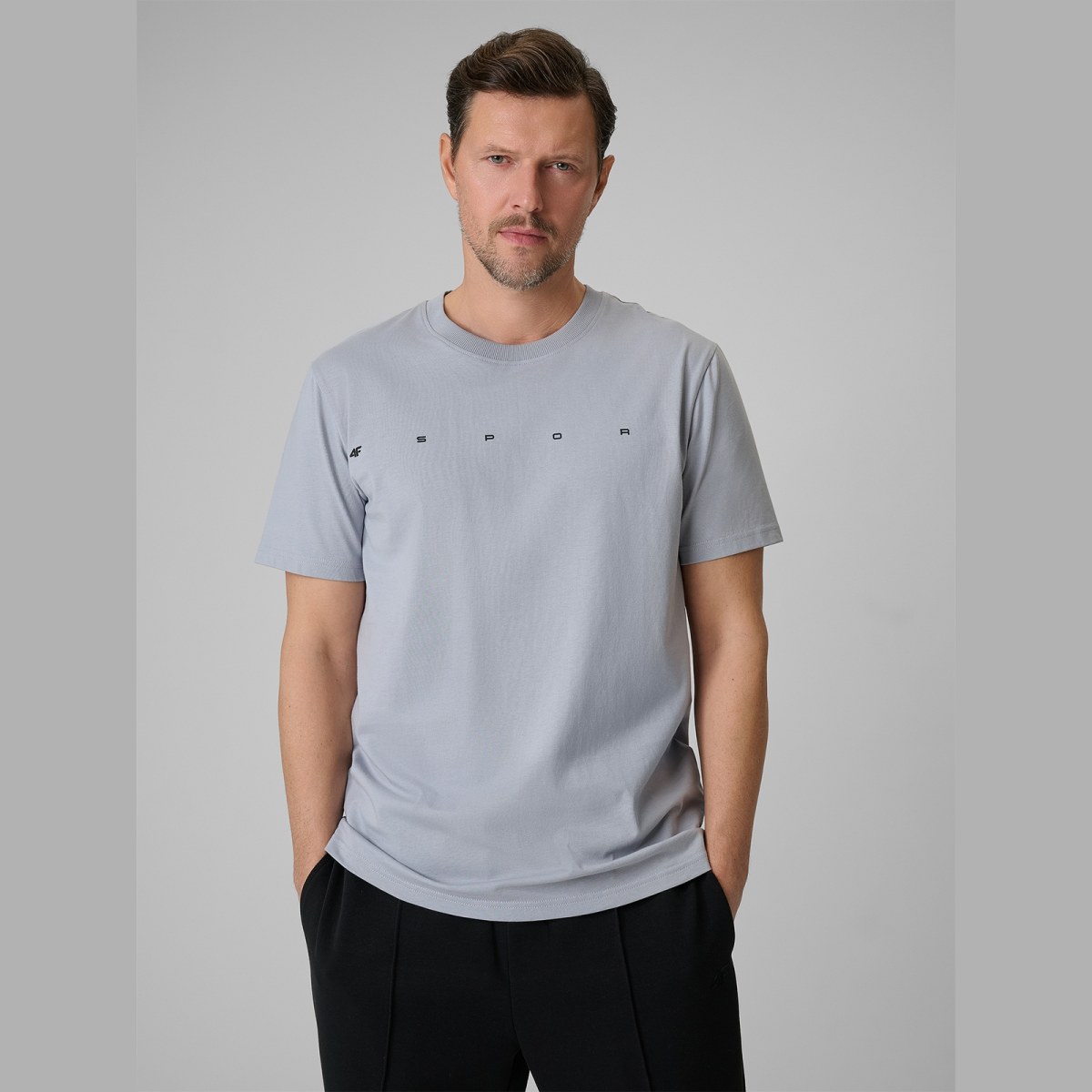 T-shirt regular s potlačou pánsky - sivý · záber 11