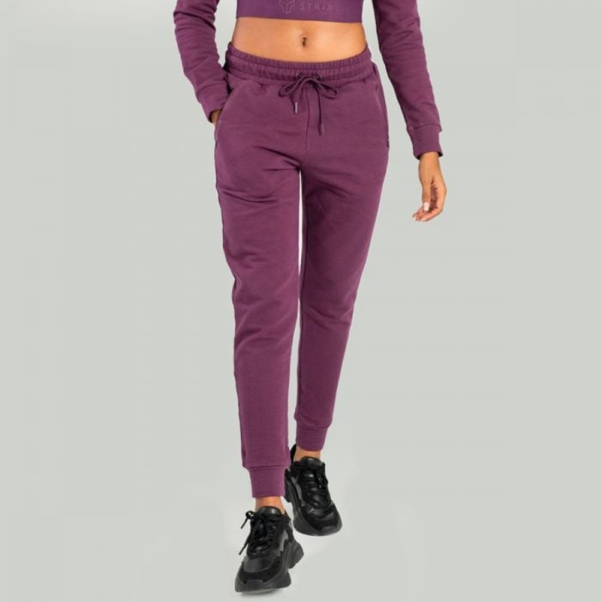 STRIX Dámske tepláky Essential Plum SS · záber 1