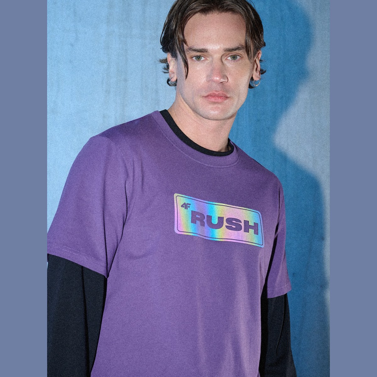 T-shirt regular s potlačou pánsky - fialový · záber 1