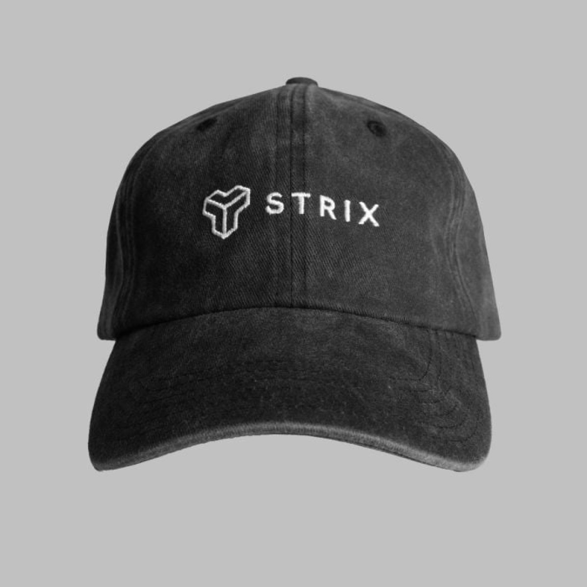 STRIX Šiltovka Washed Black · záber 1