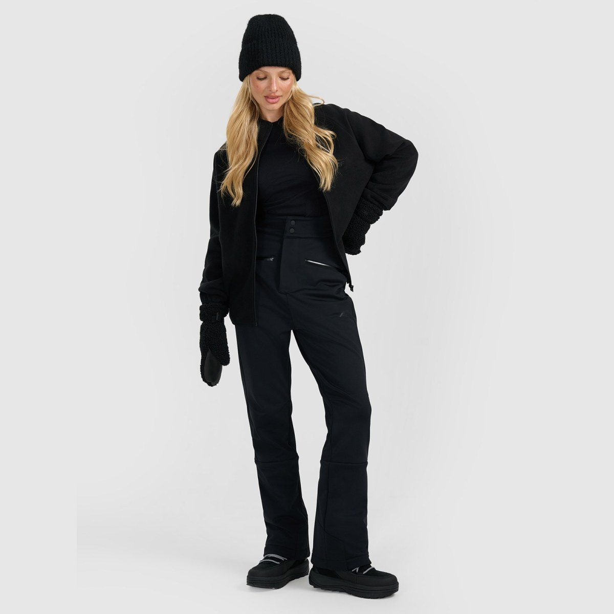 Dámsky fleece so stojačikom oversize - čierny · záber 2