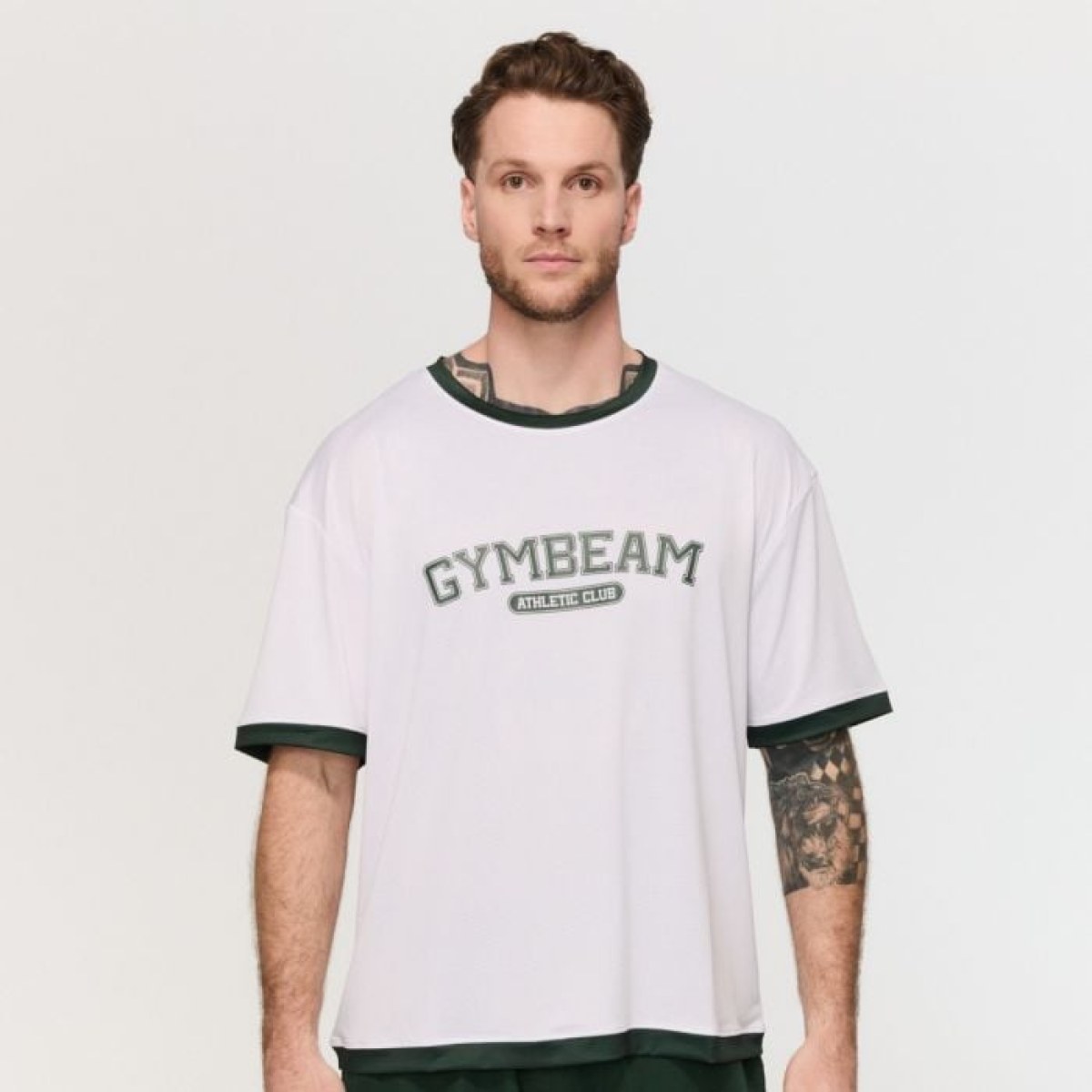 GymBeam Tričko Oversized Varsity White XXL · záber 1