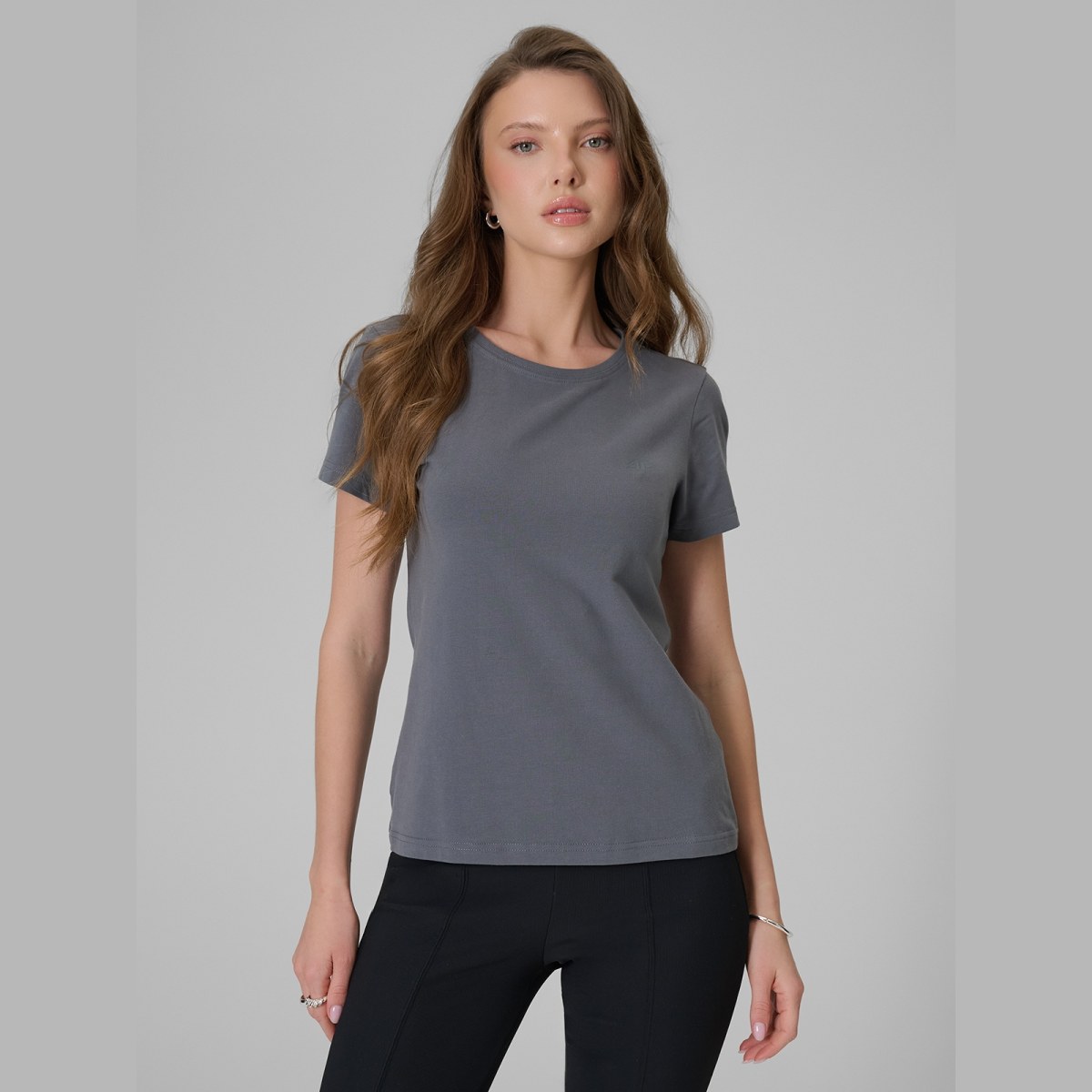 T-shirt slim hladký dámsky - sivý · záber 1
