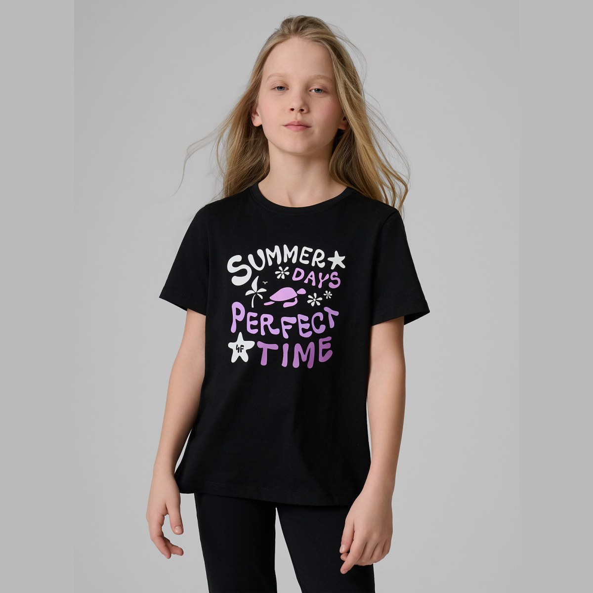 T-shirt regular s potlačou dievčenský - čierny · záber 5