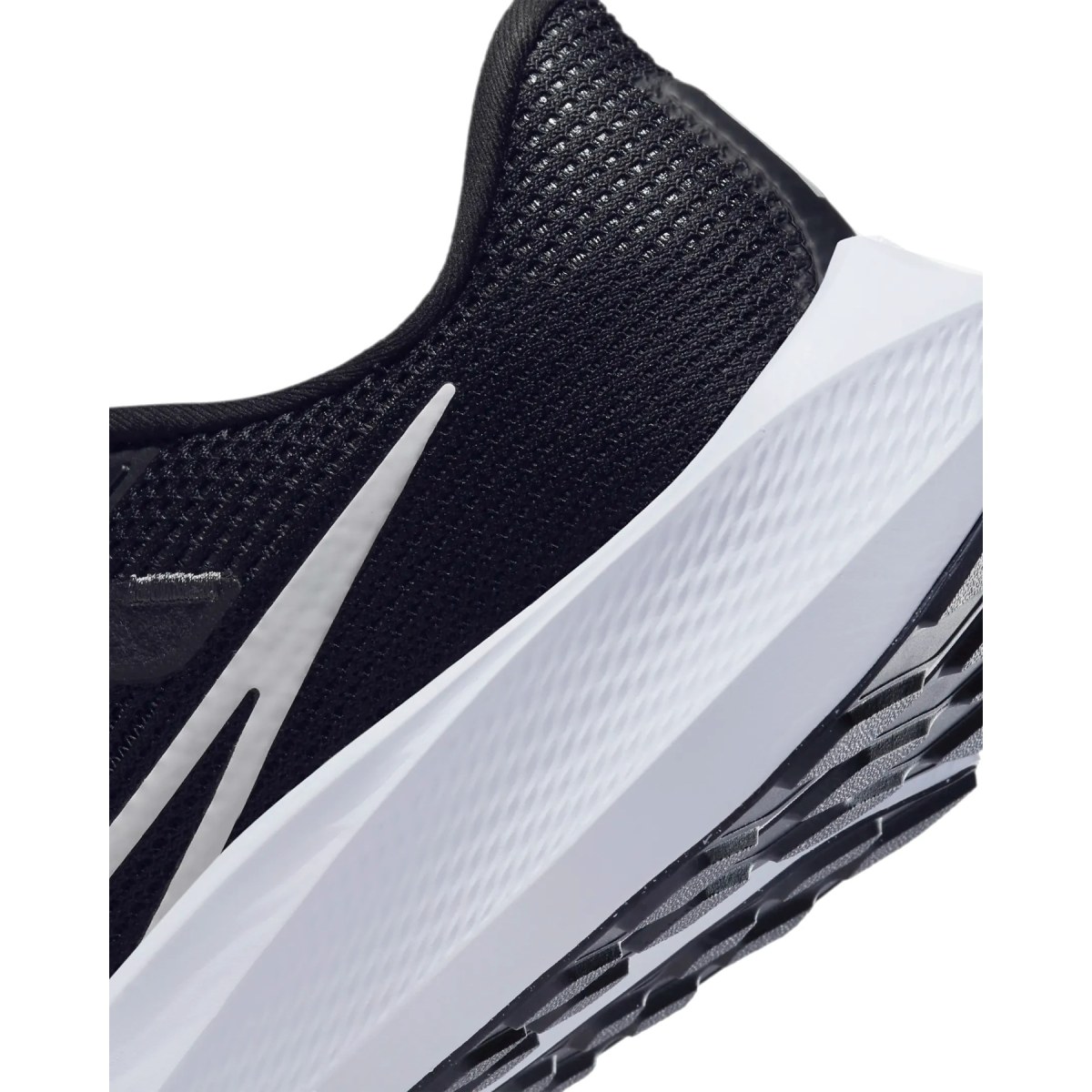 Nike Pegasus 40 - Veľkosť: 43 · záber 5