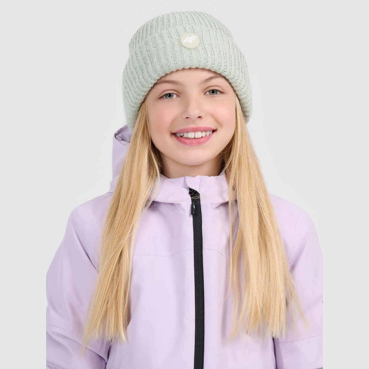 Dievčenská beanie čiapka - tyrkysová · záber 1