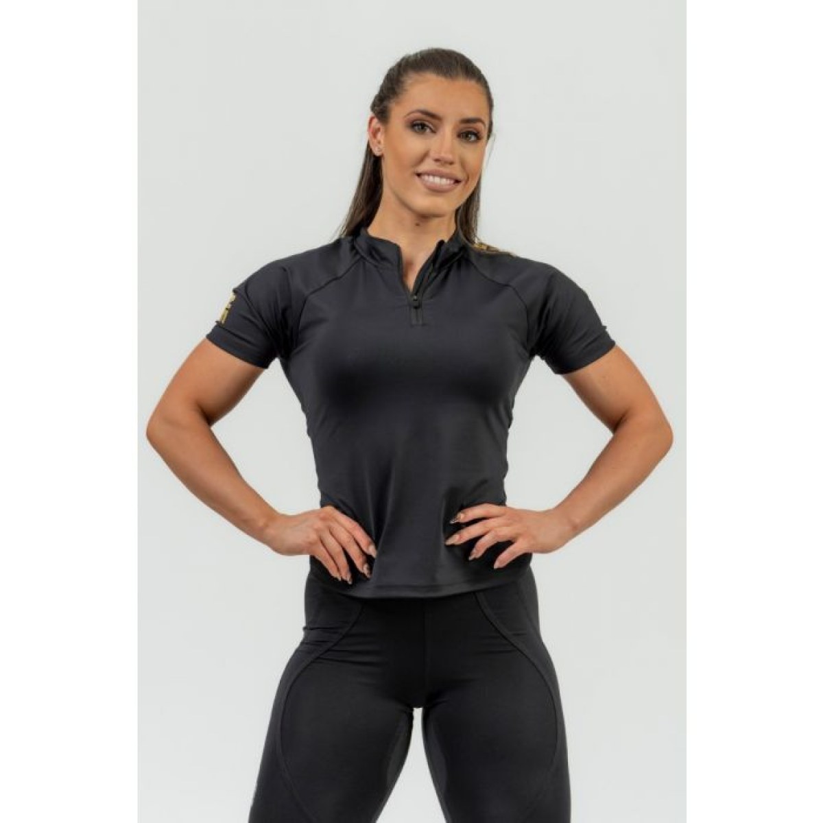 NEBBIA Dámske tričko Intense Ultimate Black/Gold SS · záber 1