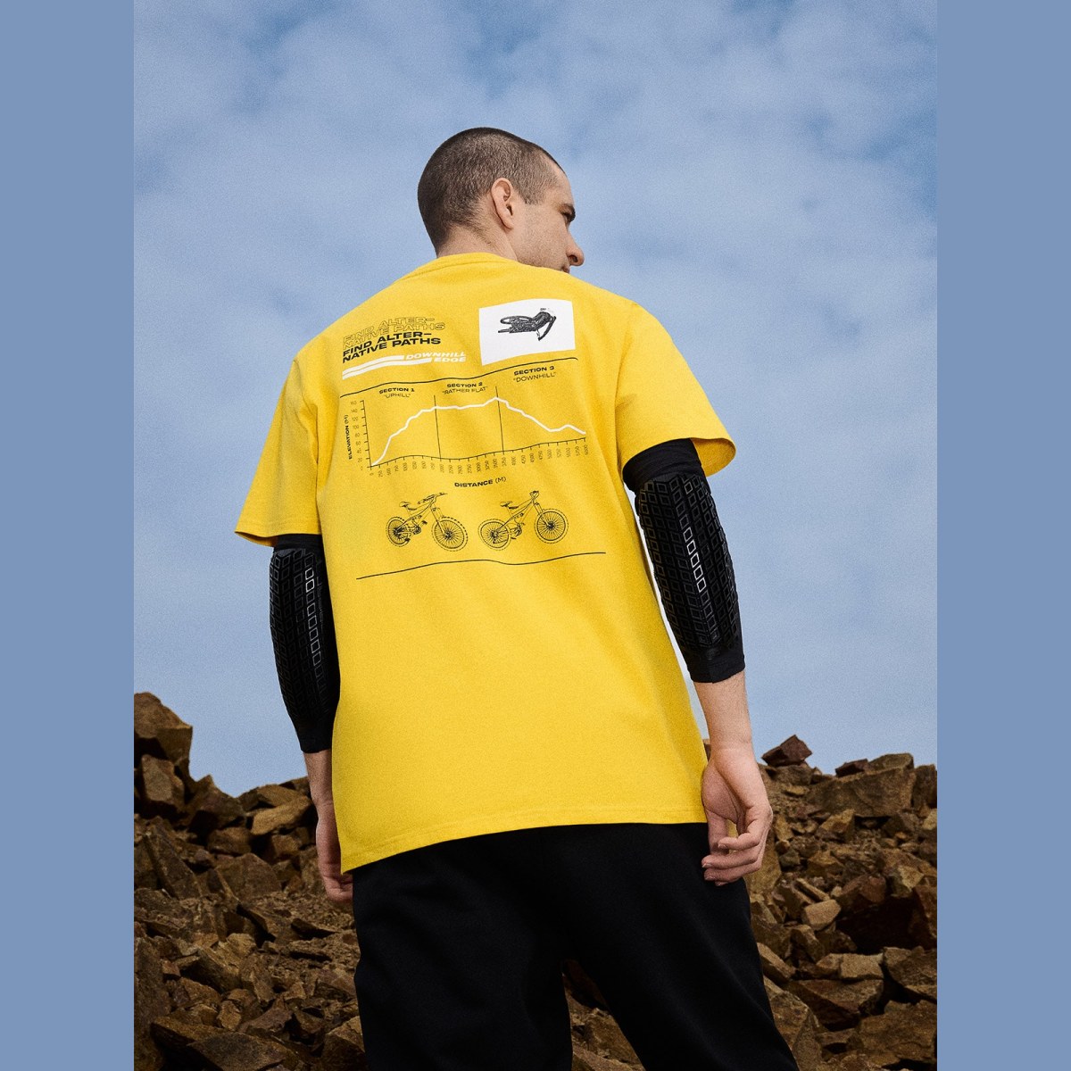 T-shirt relaxed s potlačou pánsky - žltý · záber 1