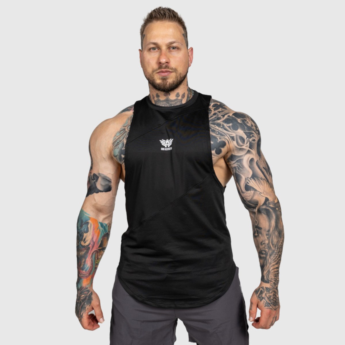 Tréningové tielko Iron Aesthetics Gym Tank, čierne · záber 4