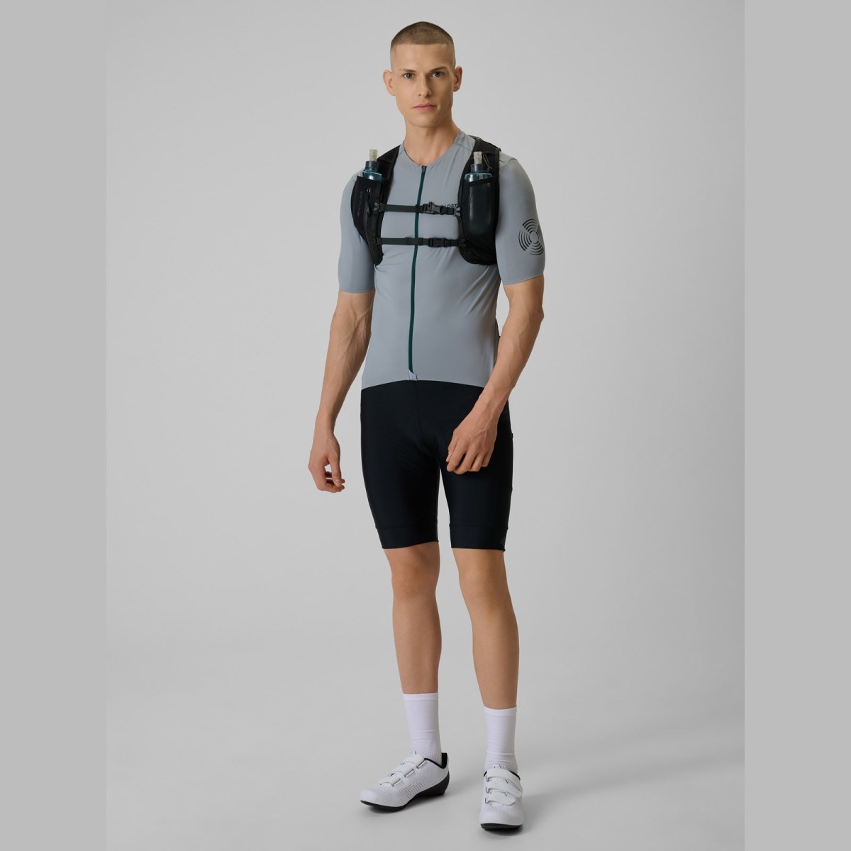 Pánsky cyklistický dres s ochranou UPF50+ - sivý · záber 2