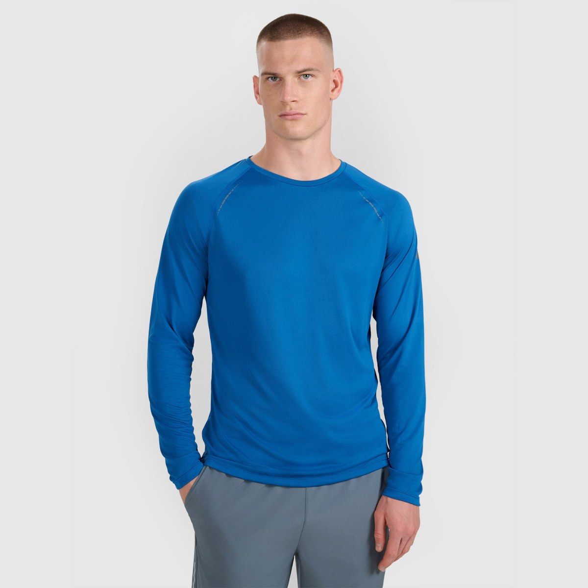 Pánsky rýchloschnúci bežecký longsleeve - tmavomodrý · záber 1