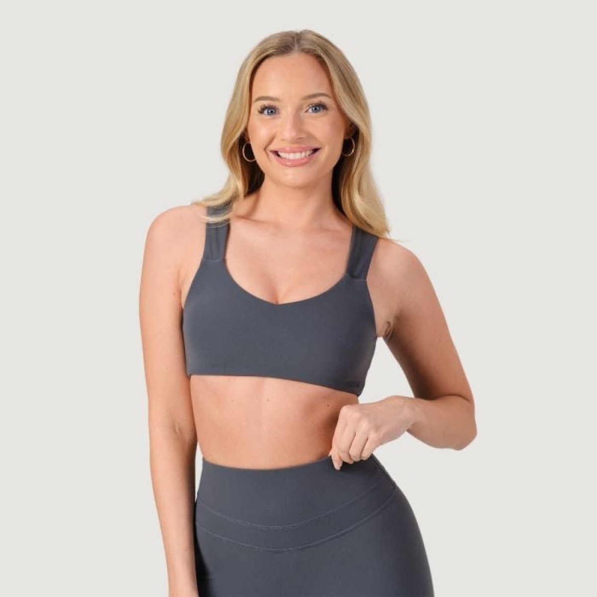 GymBeam Športová podprsenka NEO Iron S · záber 1