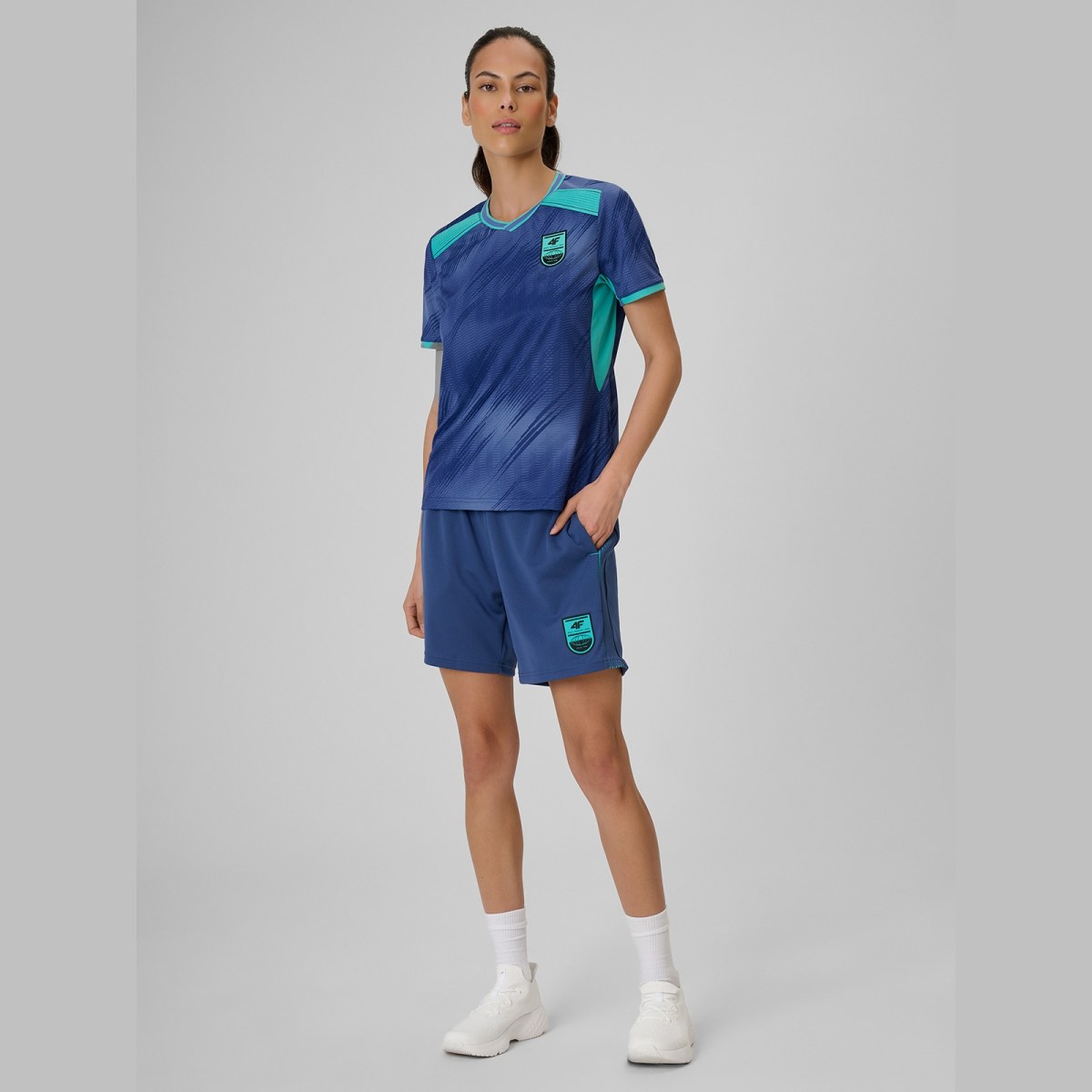 Dámske rýchloschnúce futbalové šortky - denim · záber 1