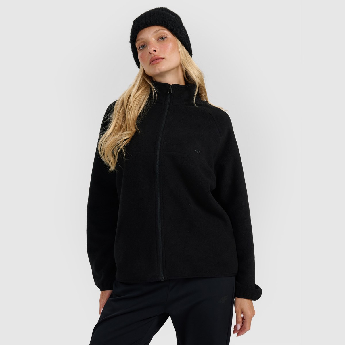 Dámsky fleece so stojačikom oversize - čierny · záber 1