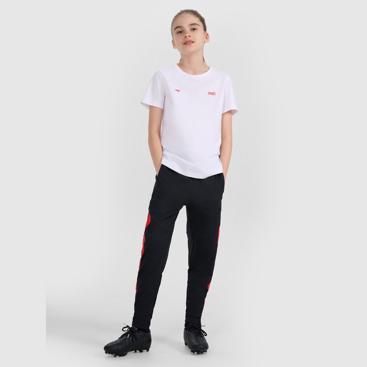 T-shirt regular s potlačou detský 4F JUNIOR x Robert Lewandowski - biely · záber 2