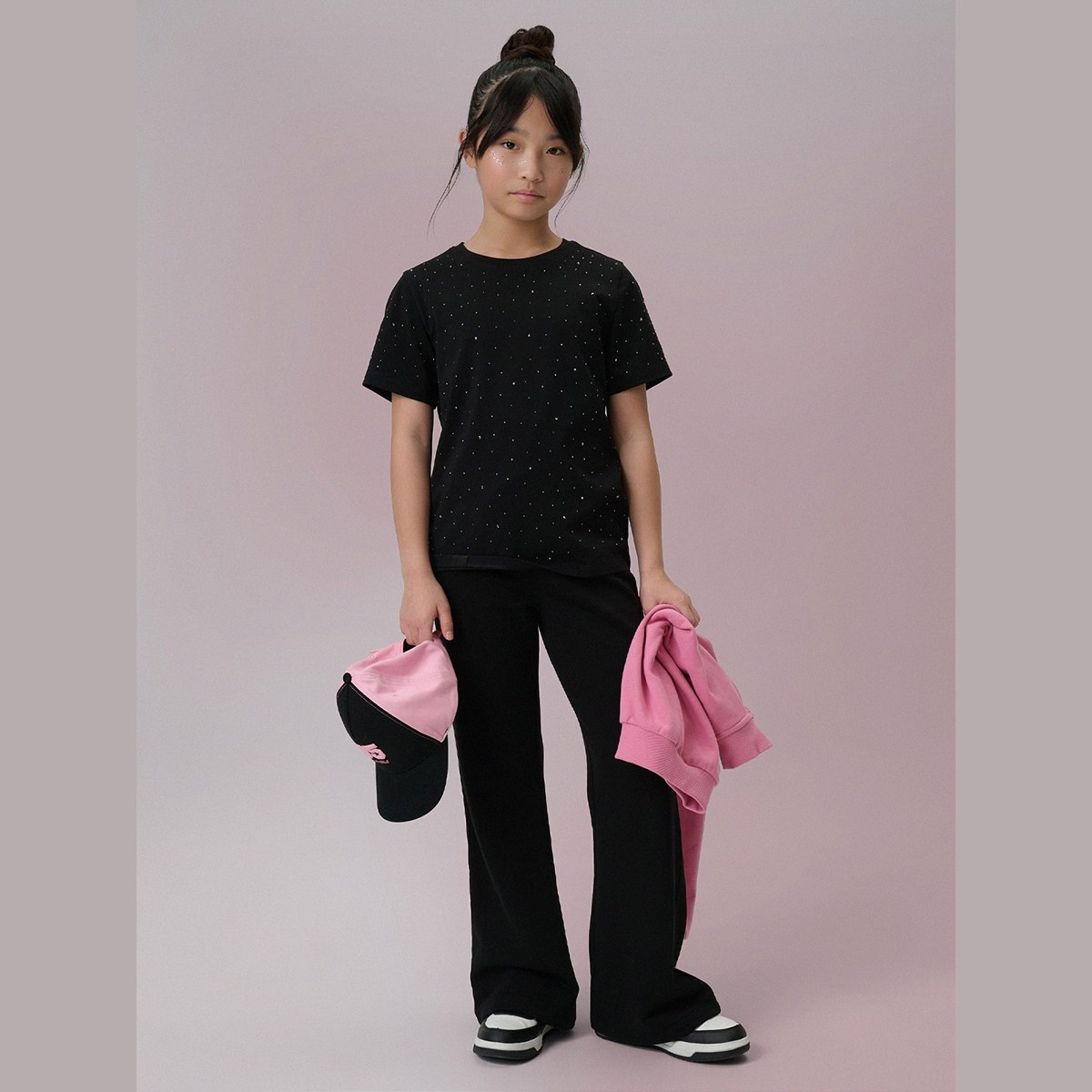 T-shirt regular dievčenský - čierny · záber 1