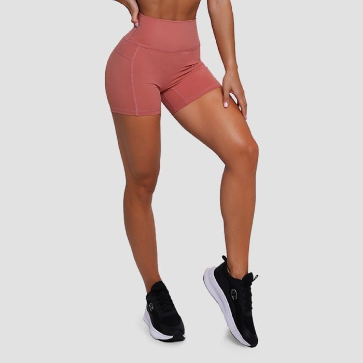 GymBeam Dámske šortky FIT Salmon LL · záber 1