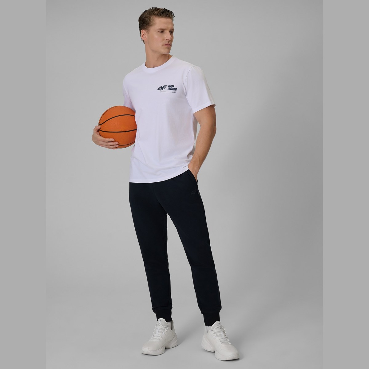 T-shirt regular hladký pánsky - biely · záber 8