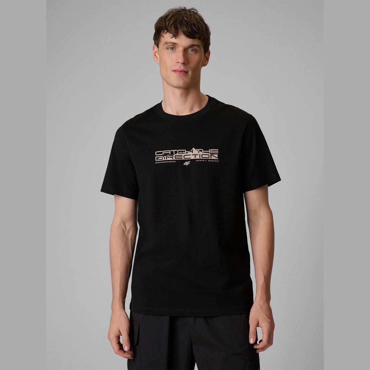 T-shirt regular s potlačou pánsky - čierny · záber 1