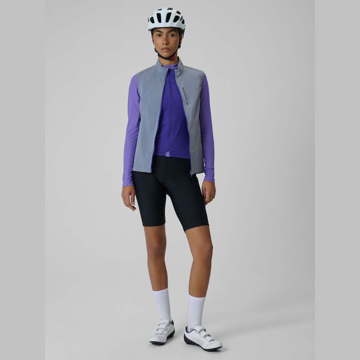 Dámsky cyklistický dres s dlhým rukávom s ochranou UPF50+ - fialový · záber 2
