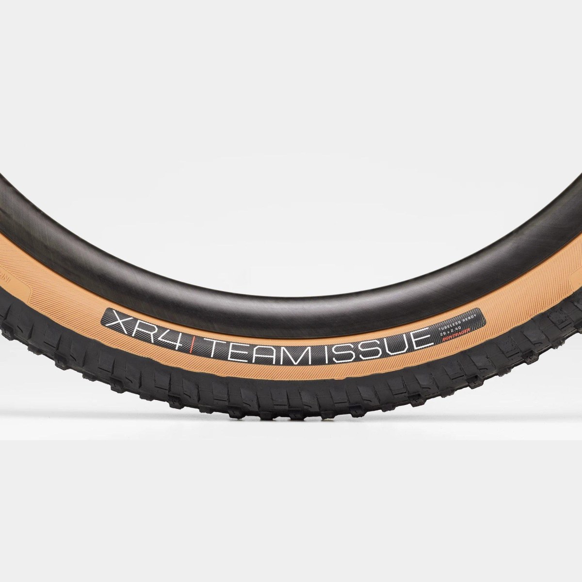 Bontrager XR4 Team Issue TLR MTB 2,4 - Veľkosť: 29 · záber 2