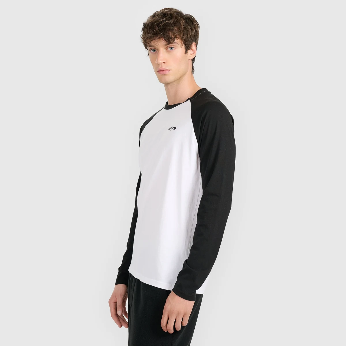 Longsleeve regular s potlačou pánsky - biely · záber 1