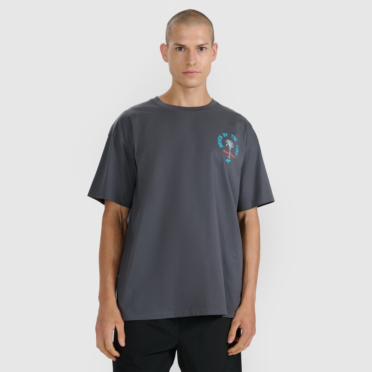 T-shirt oversize s potlačou pánsky - sivý · záber 1